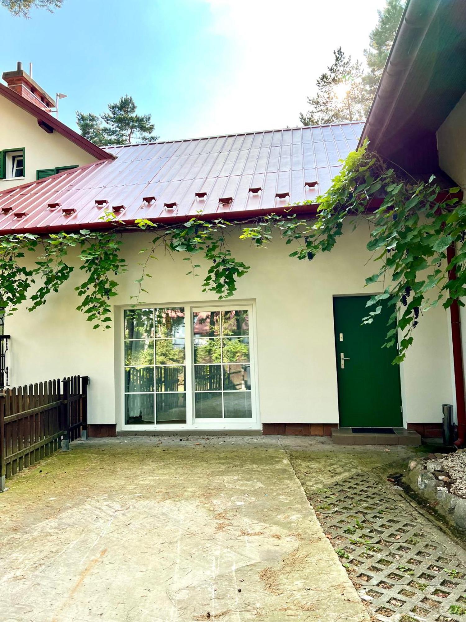 Sosnowy Apartament Józefów Екстериор снимка
